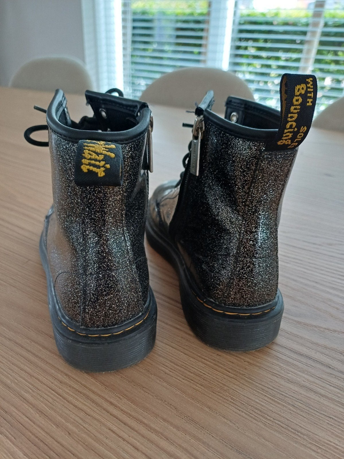 Dr. Martens Glitter boots Maat 36, Dr. Martens, Meisje, Ophalen of Verzenden, Laarzen