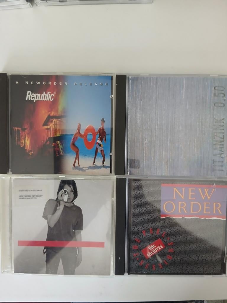 New order 4 cds, Ophalen of Verzenden, Zo goed als nieuw, Poprock