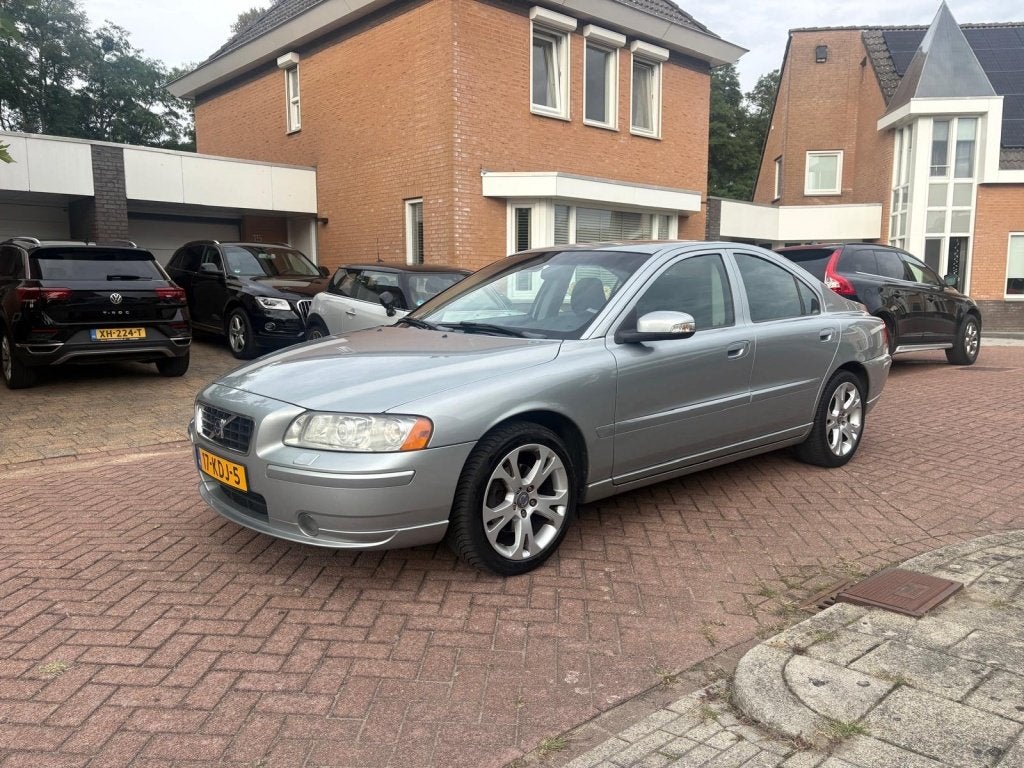 Volvo S60 2.4D Drivers Edition I Volledig aantoonbaar onderh, Gebruikt, Zwart, S60, 163 pk