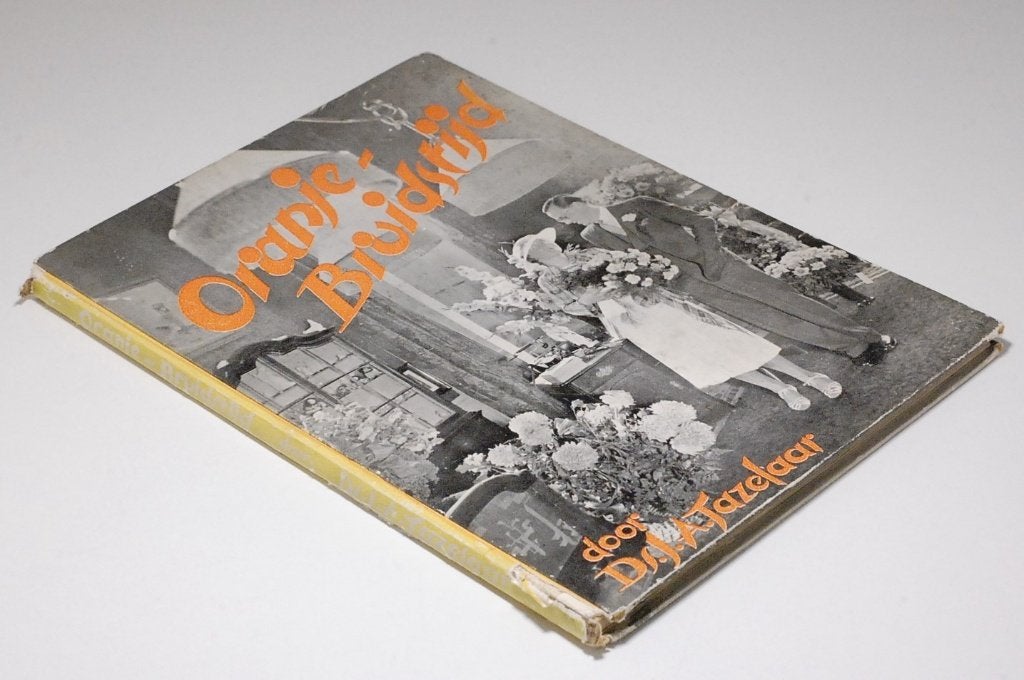 Oranje-Bruidstijd (1936) een feestboekje voor de leerlingen., Gebruikt, Verzenden, Onbekend, Onbekend