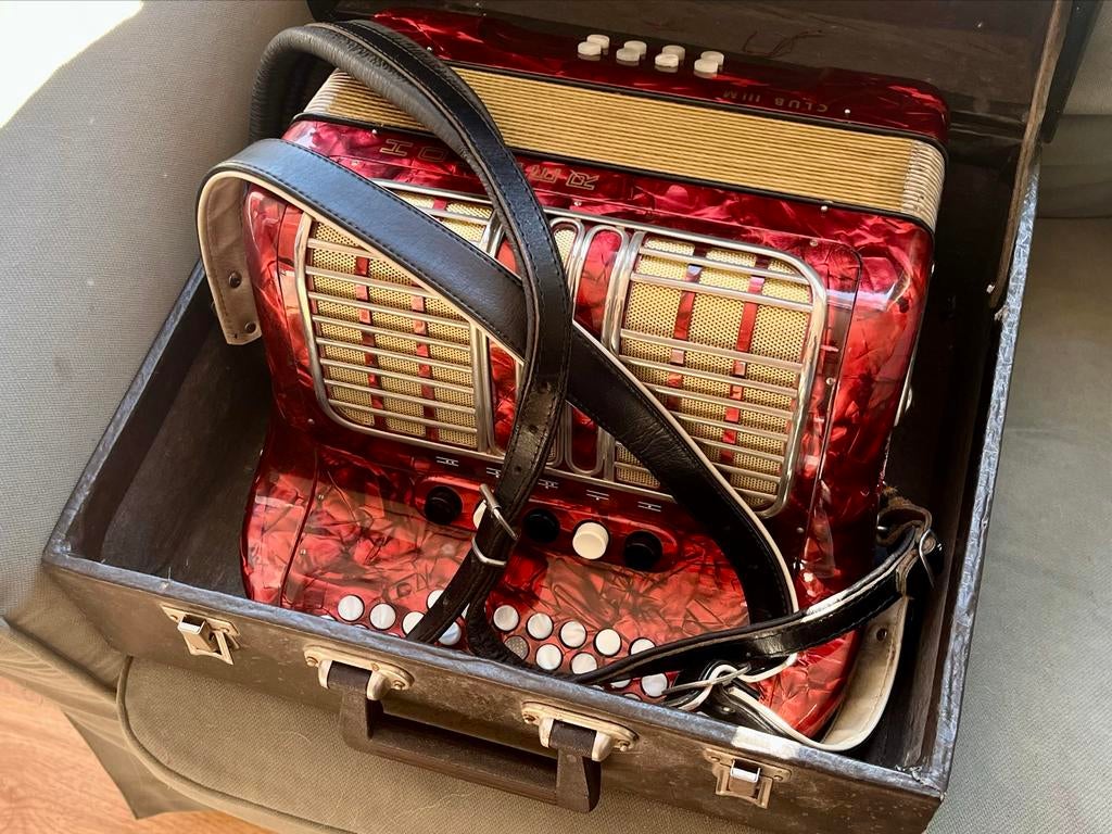 Hohner Club >NEW PRICE< 3M Harmonica Bb Eb, Drie Korig, Muziek en Instrumenten, Accordeons, Ophalen, Overige formaten, Toetsaccordeon