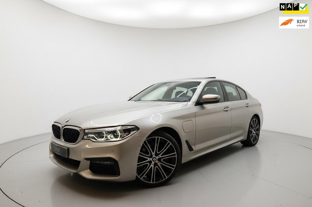 BMW 5-serie 530e iPerformance High Executive M SPORT 360 HUD, Auto's, 1998 cc, Achterwielaandrijving, 4 cilinders, 252 pk