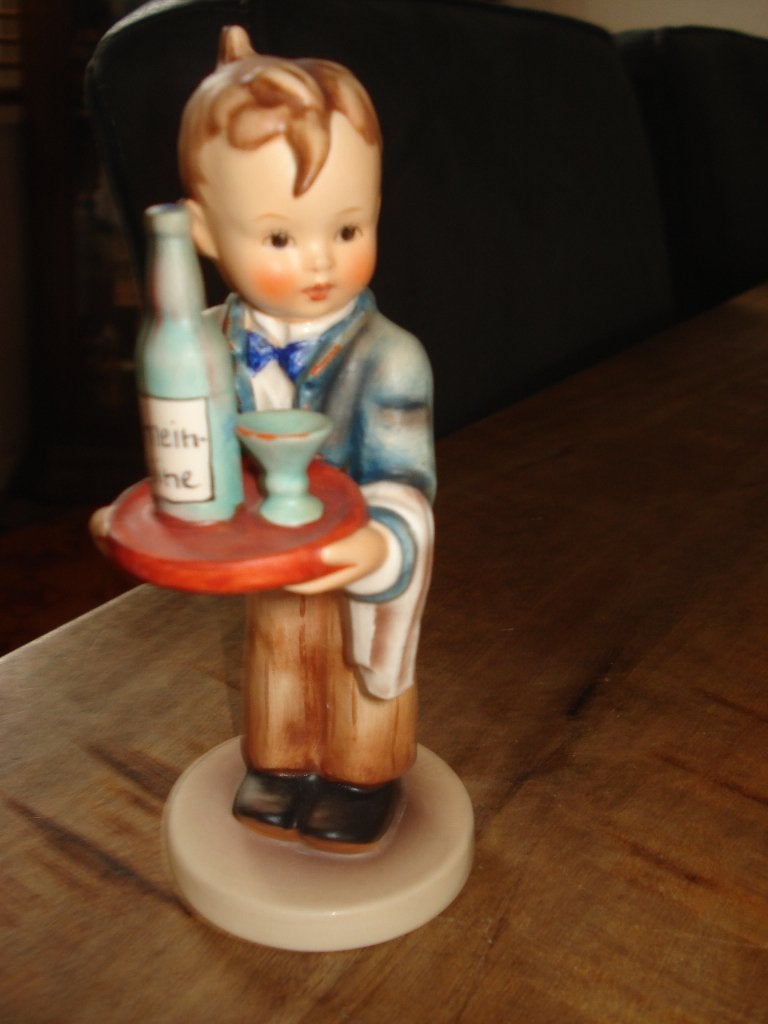 HUM. 154 / 0  WAITER, Ophalen of Verzenden, Zo goed als nieuw, Hummel