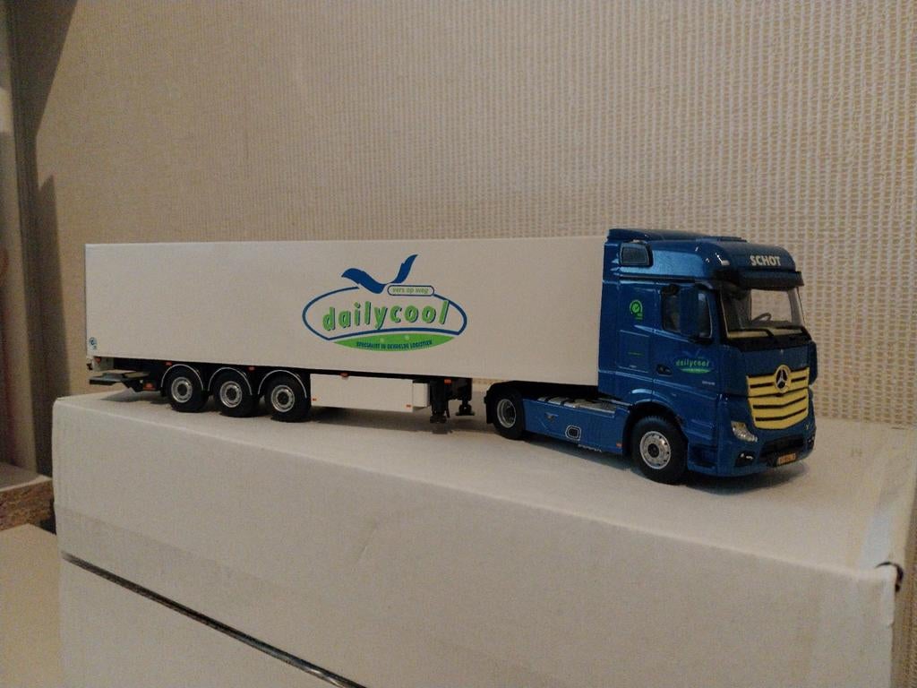 WSI Mercedes-Benz Actros MP4 Big Space Schot met Dailycool, Ophalen of Verzenden, Zo goed als nieuw, Bus of Vrachtwagen, Wsi