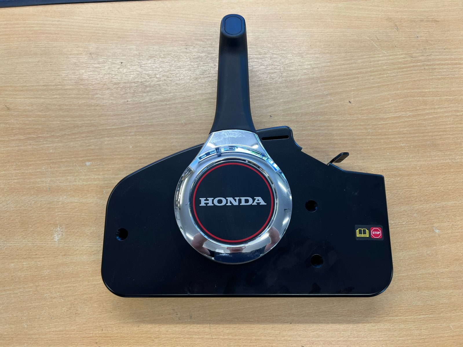 Honda schakelkasten zijmontage nieuw - leeg, Honda, Honda, Nieuw, Ophalen of Verzenden