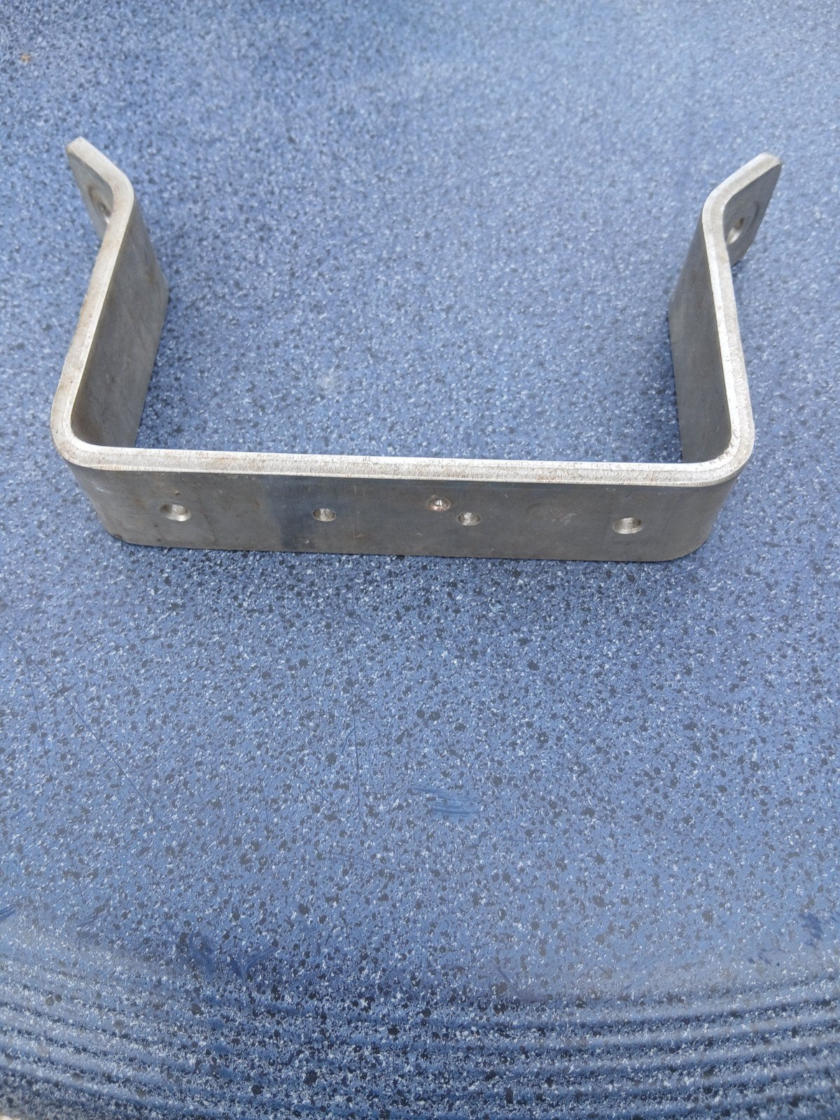 Zware aluminium hoekbeugel voor buitenlamp of camera, Ophalen of Verzenden, Nieuw, 100 tot 250 mm, Overige typen