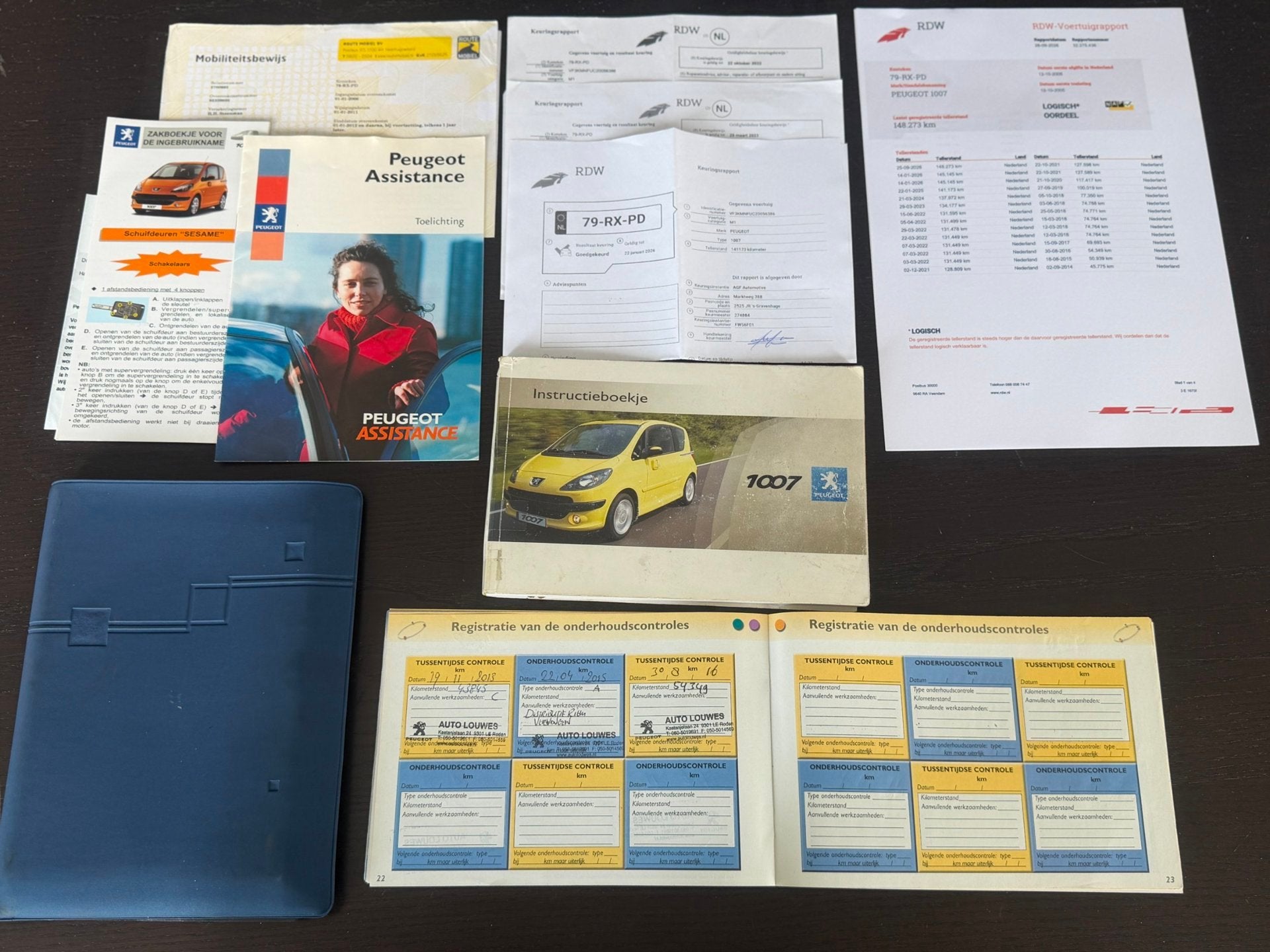 Peugeot 1007 1.6|NAP|AUTOMAAT|AIRCO|DISTRIBUTIEVV|BLUETOOTH!, Gebruikt, Zwart, 4 cilinders, 4 stoelen