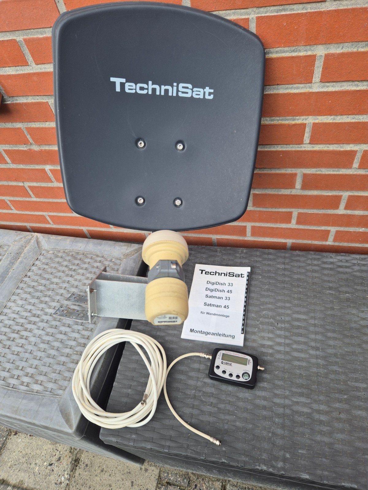 TechniSat schotelantenne set met satellietmeter, Ophalen, Gebruikt, (Schotel)antenne, Overige merken