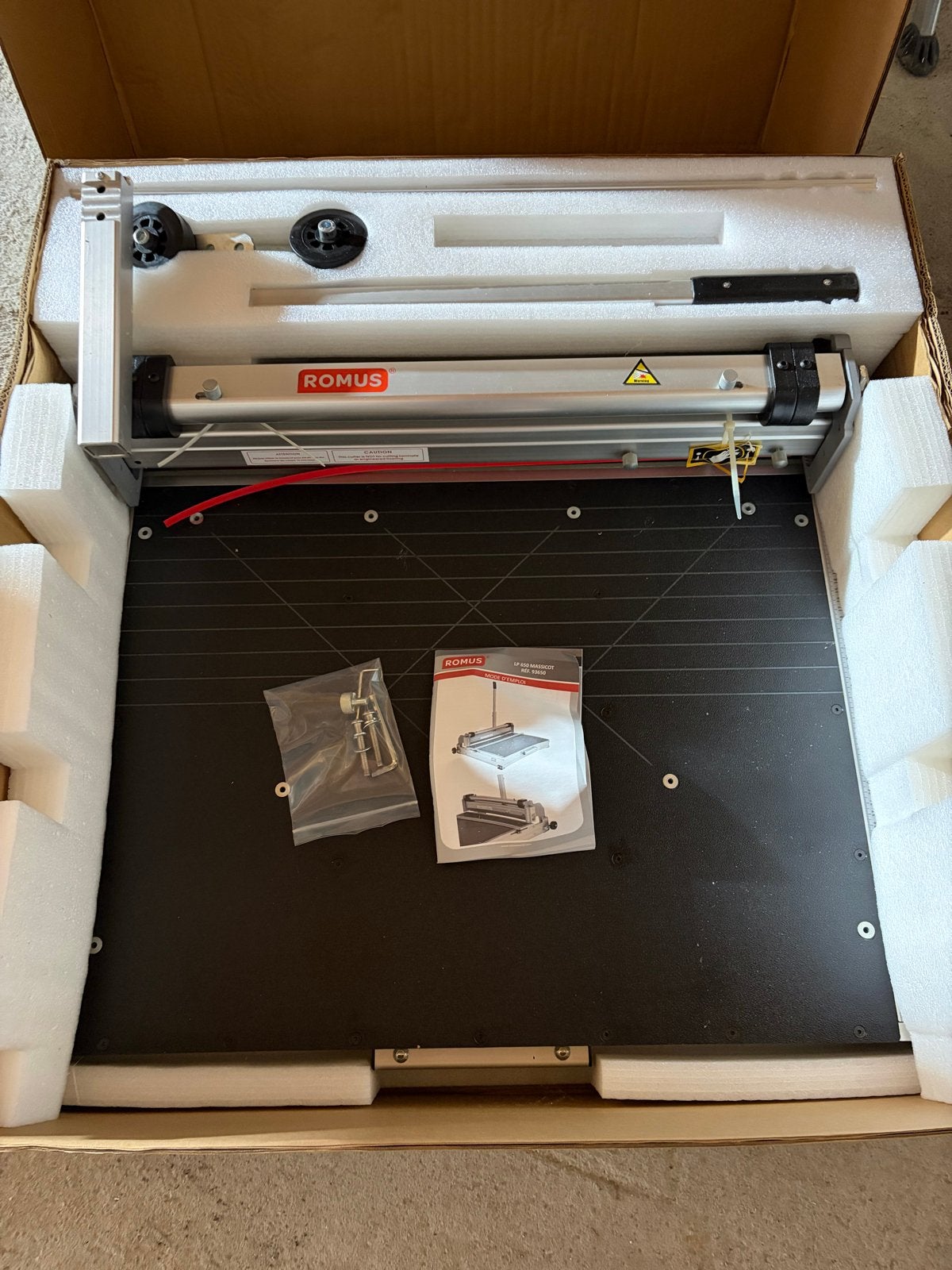Nieuwe Romus professionele PVC knipper LP650 laminaat parket, Doe-het-zelf en Verbouw, Ophalen, Nieuw, Snijgereedschap, Overige merken