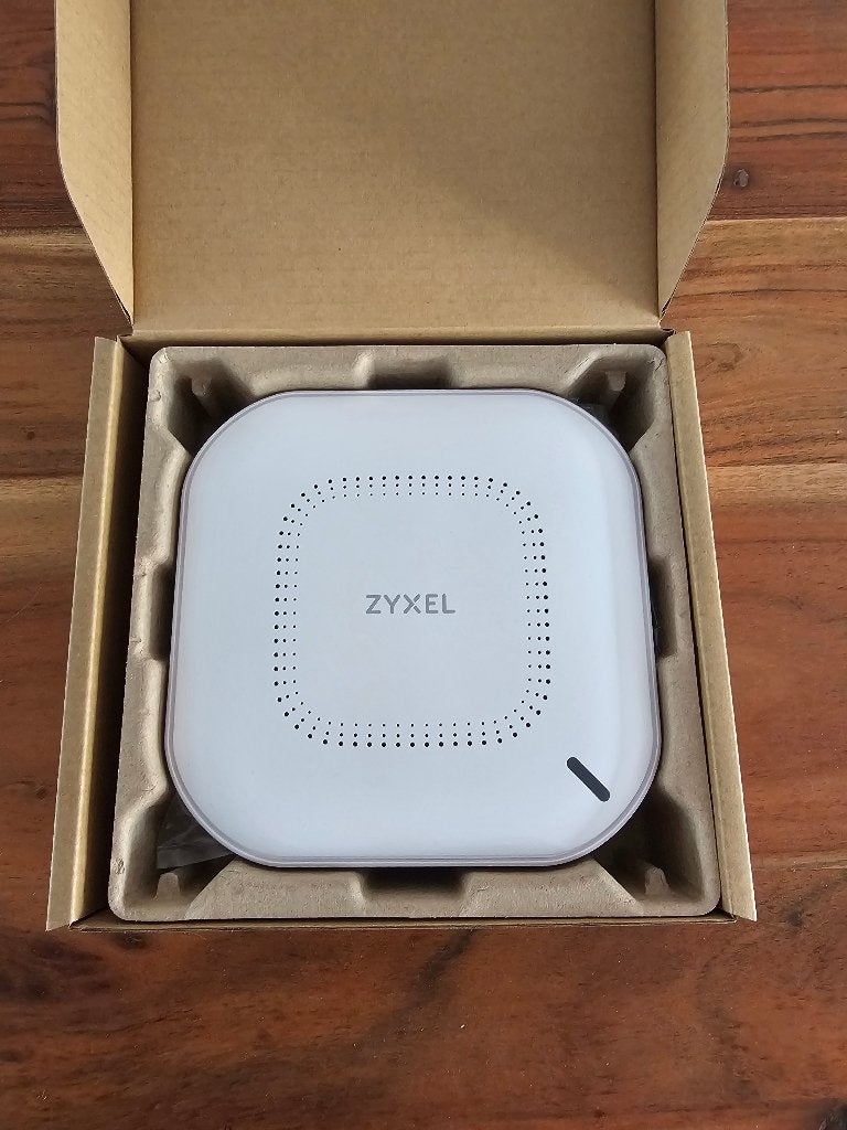 Zyxel WAX610D AX3000 WiFi 6 Dual-Radio Nebula Accespoint, Computers en Software, WiFi-versterkers, Ophalen of Verzenden, Zo goed als nieuw