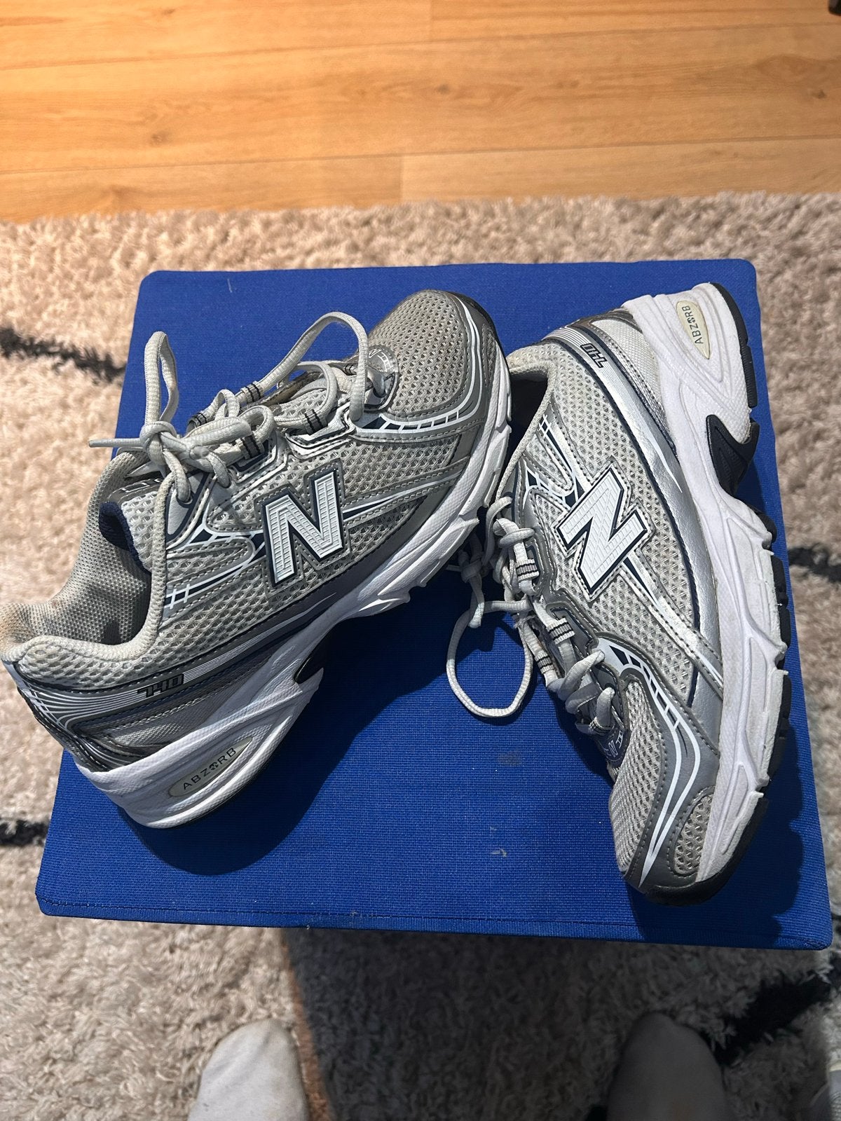 New Balance 740 Maat 39