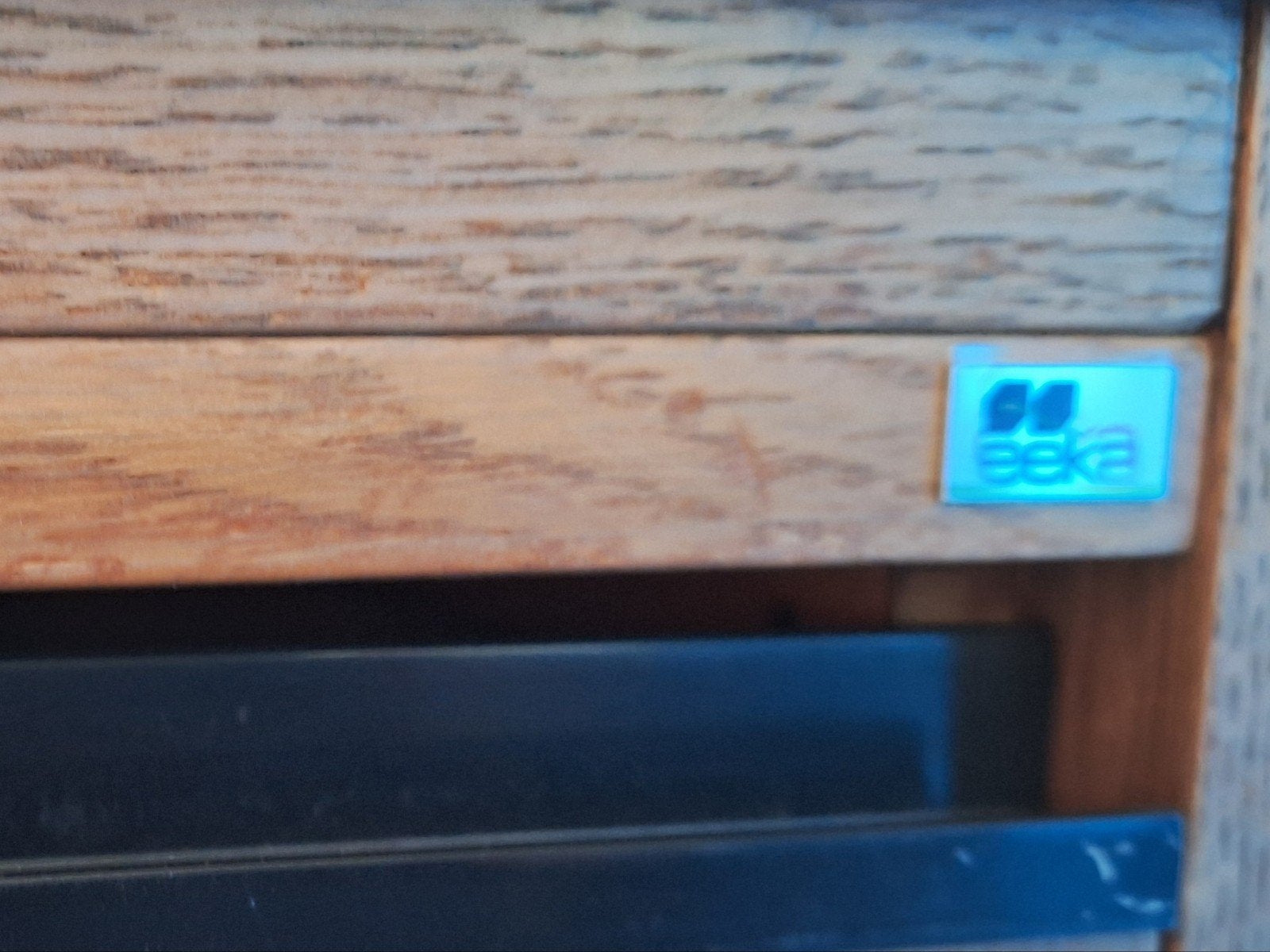 Vintage Eeka Bureau met Lades - Eikenhout, Gebruikt, Hout, Ophalen of Verzenden, Overige merken
