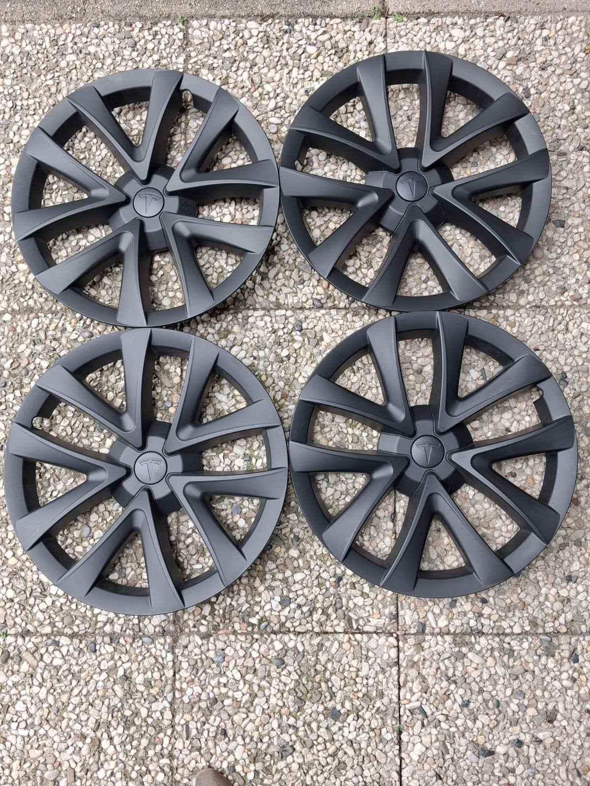 Set wieldoppen voor Tesla model 3 18 inch, Auto diversen, Ophalen, Zo goed als nieuw