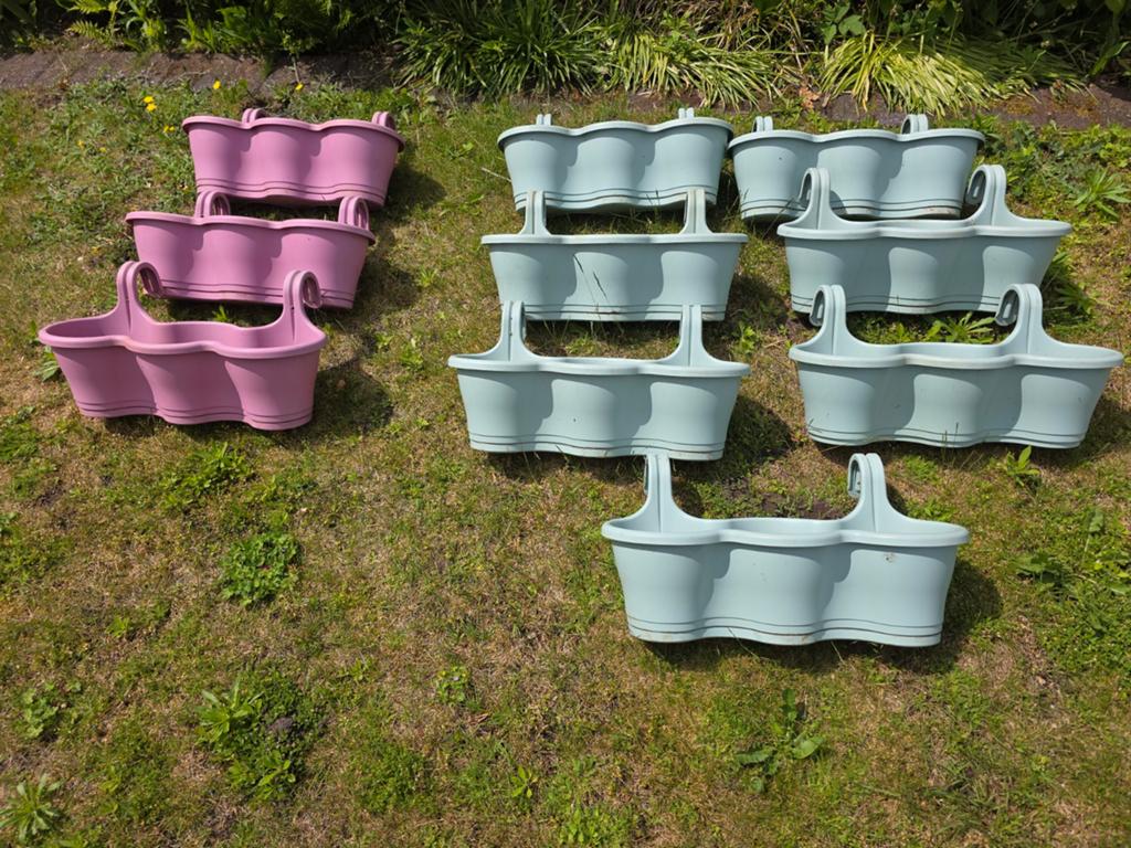 Elho bloempotten 5 stuks , 3 rode en 2 groene, Ophalen of Verzenden, Rond, Kunststof, Minder dan 30 cm