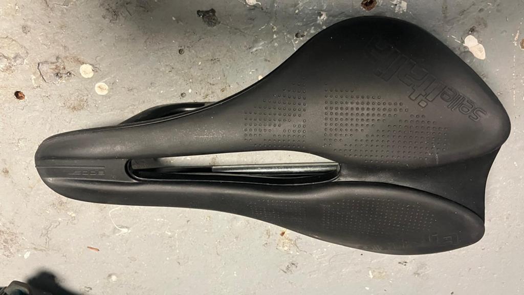 Selle Italia Fietszadel voor ATB of Race - Zo goed als nieuw, Ophalen of Verzenden, Zo goed als nieuw, Mountainbike, Zadel