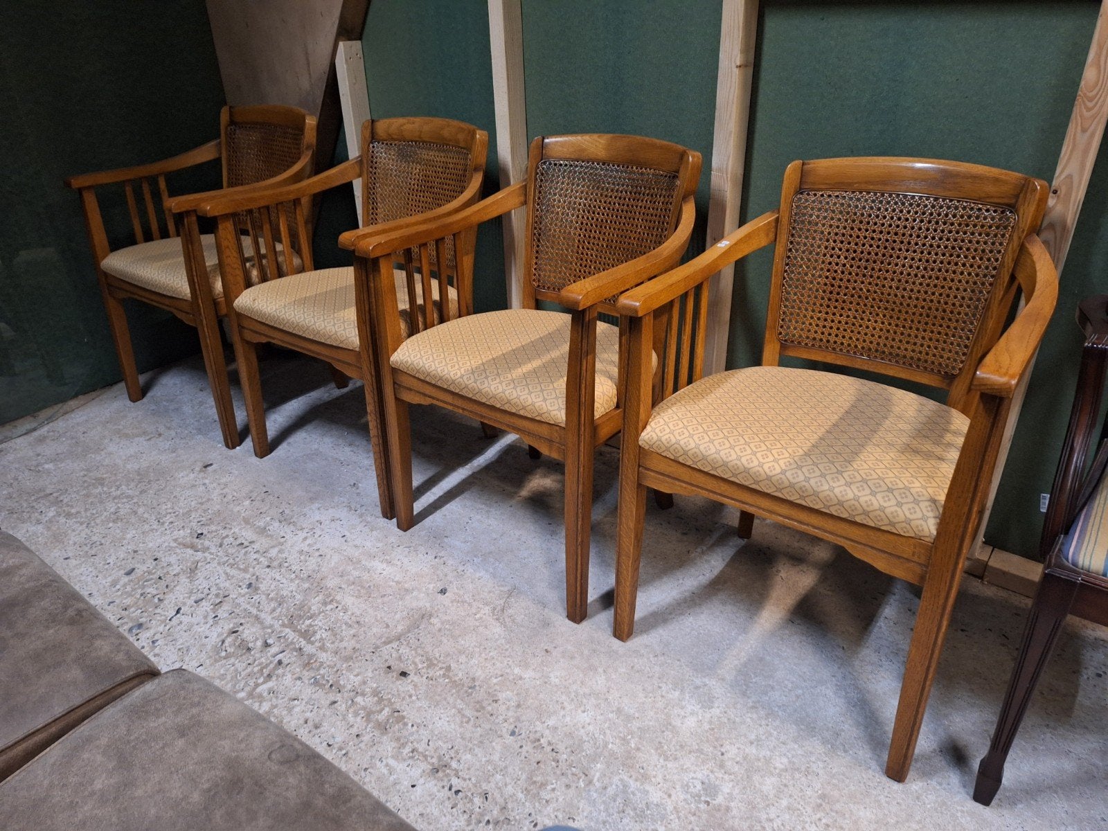 4 keer eetkamerstoel klassiek stoel, Ophalen, Hout, Gebruikt, Bruin