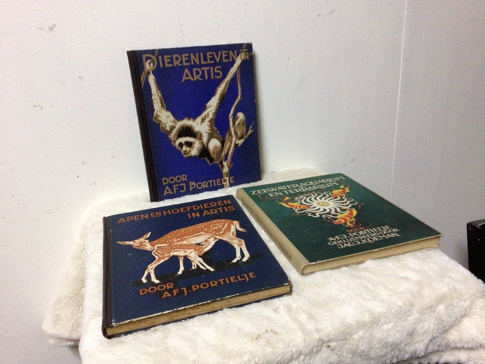 3x Dierenboeken Artis A.F.J. Portielje Vintage, Boeken, Natuur, Ophalen of Verzenden, Gelezen, Natuur algemeen