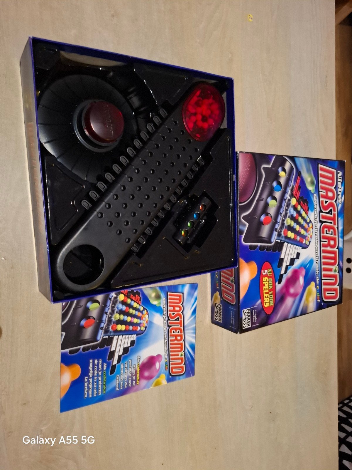 Mastermind Bordspel - Gebruik je brein en kraak de code!, Parker, Zo goed als nieuw, Vijf spelers of meer, Consumercare@hasbro.co.uk
