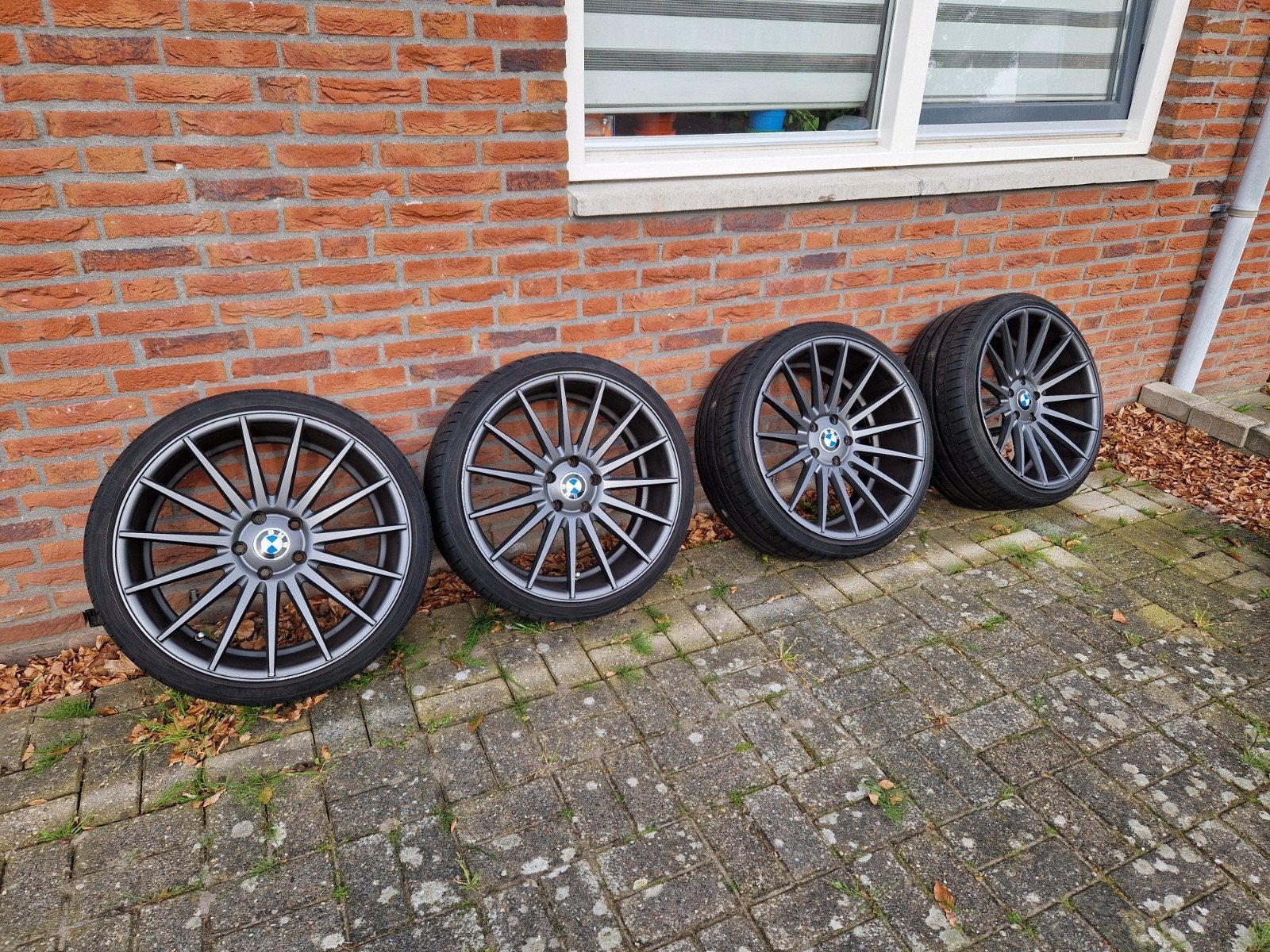 BMW Velgen met zomerbanden - 20 inch, Ophalen, Gebruikt, Banden en Velgen, Personenwagen
