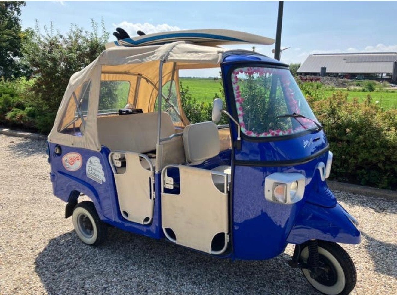 Unieke Piaggio TukTuk | 4-persoons | Zeer nette staat