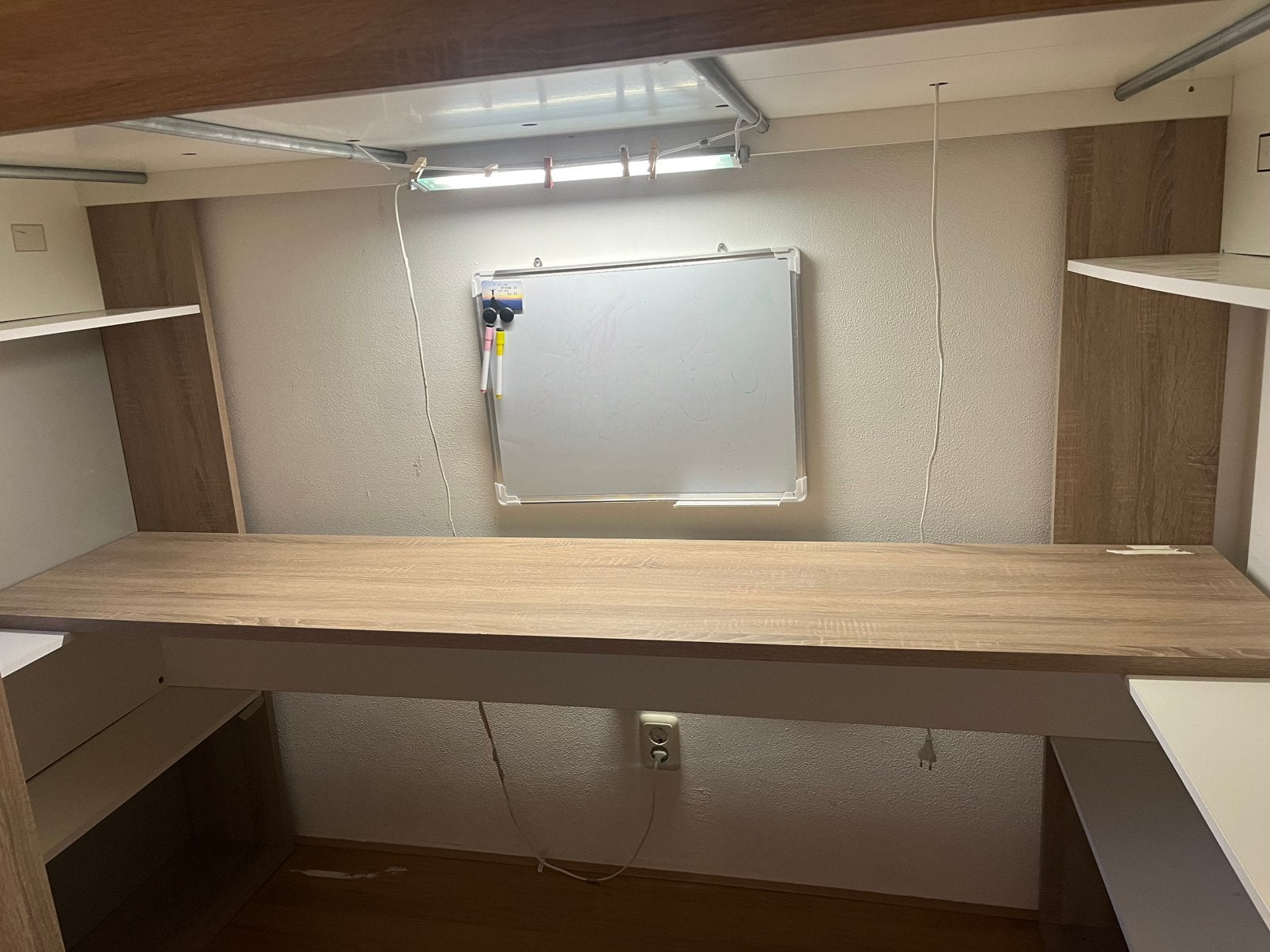 Hoogslaper met bureau en opbergruimtes, Gebruikt, Hout, Kinderbureau, Overige merken