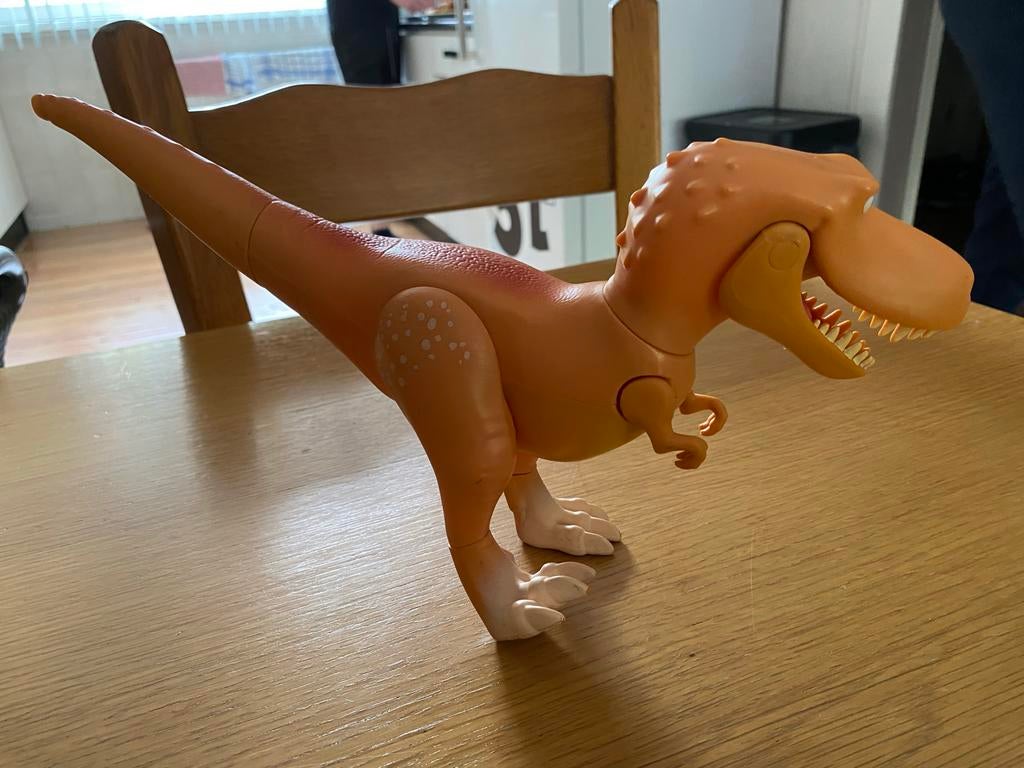 Grote speelgoed T-Rex dinosaurus, Ophalen of Verzenden, Zo goed als nieuw, Beeldje of Figuurtje