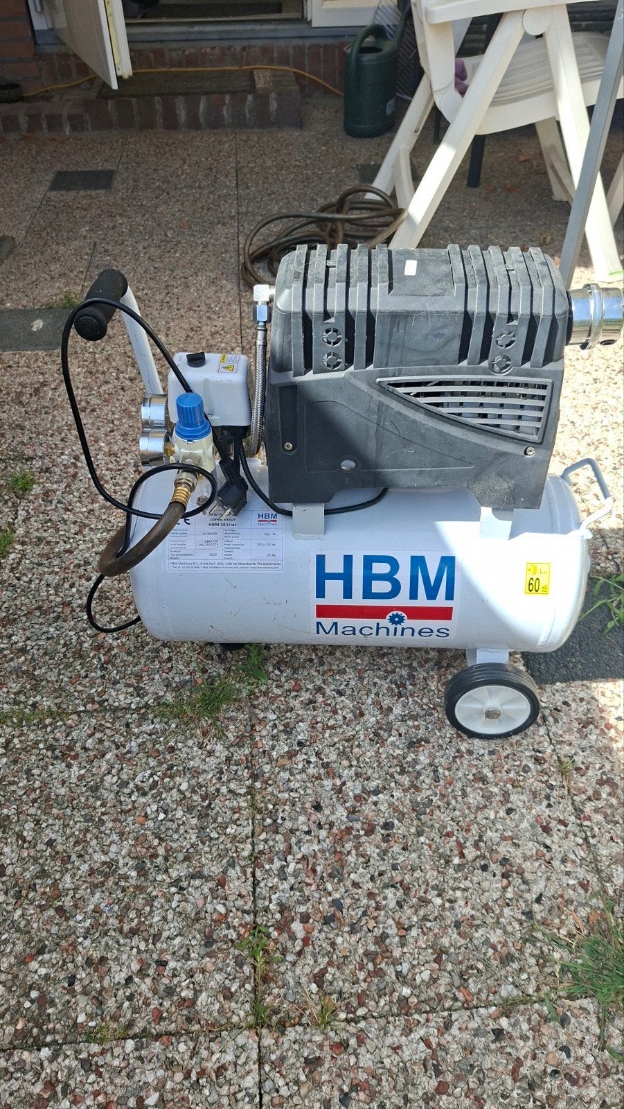 Te Koop Compressor, 25 tot 100 liter, Ophalen, Zo goed als nieuw, Minder dan 200 liter/min