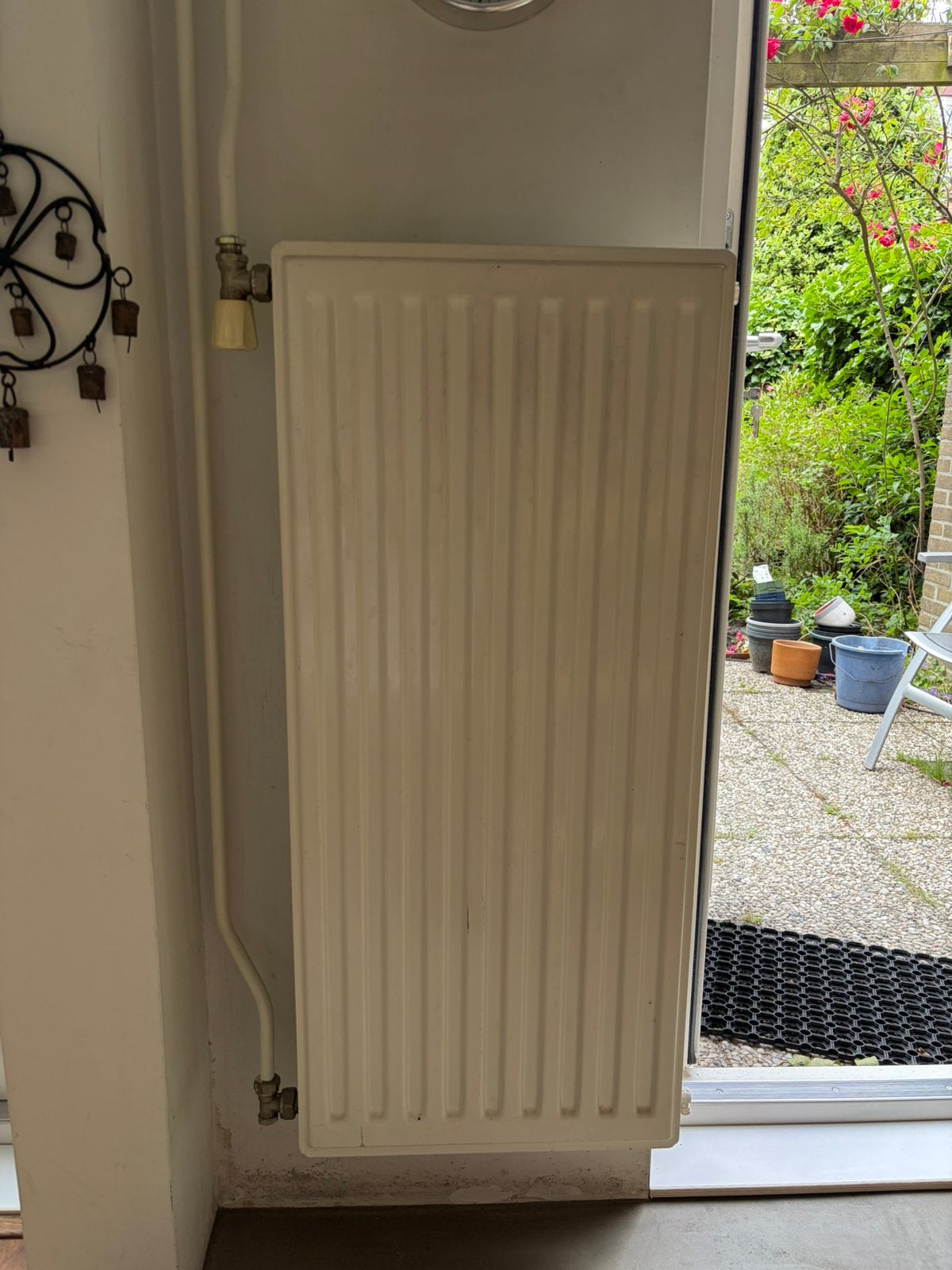 Radiator 41-90 cm, Doe-het-zelf en Verbouw, Verwarming en Radiatoren, Radiator, Ophalen of Verzenden, Zo goed als nieuw, 60 tot 150 cm