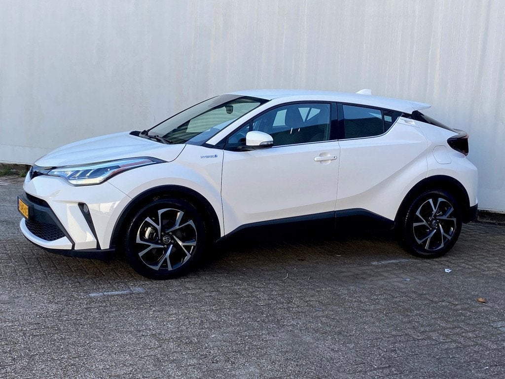 Toyota C-HR 1.8 Hybrid Dynamic / Trekhk / Navi., 12 maanden, Stof, 4 cilinders, Wit