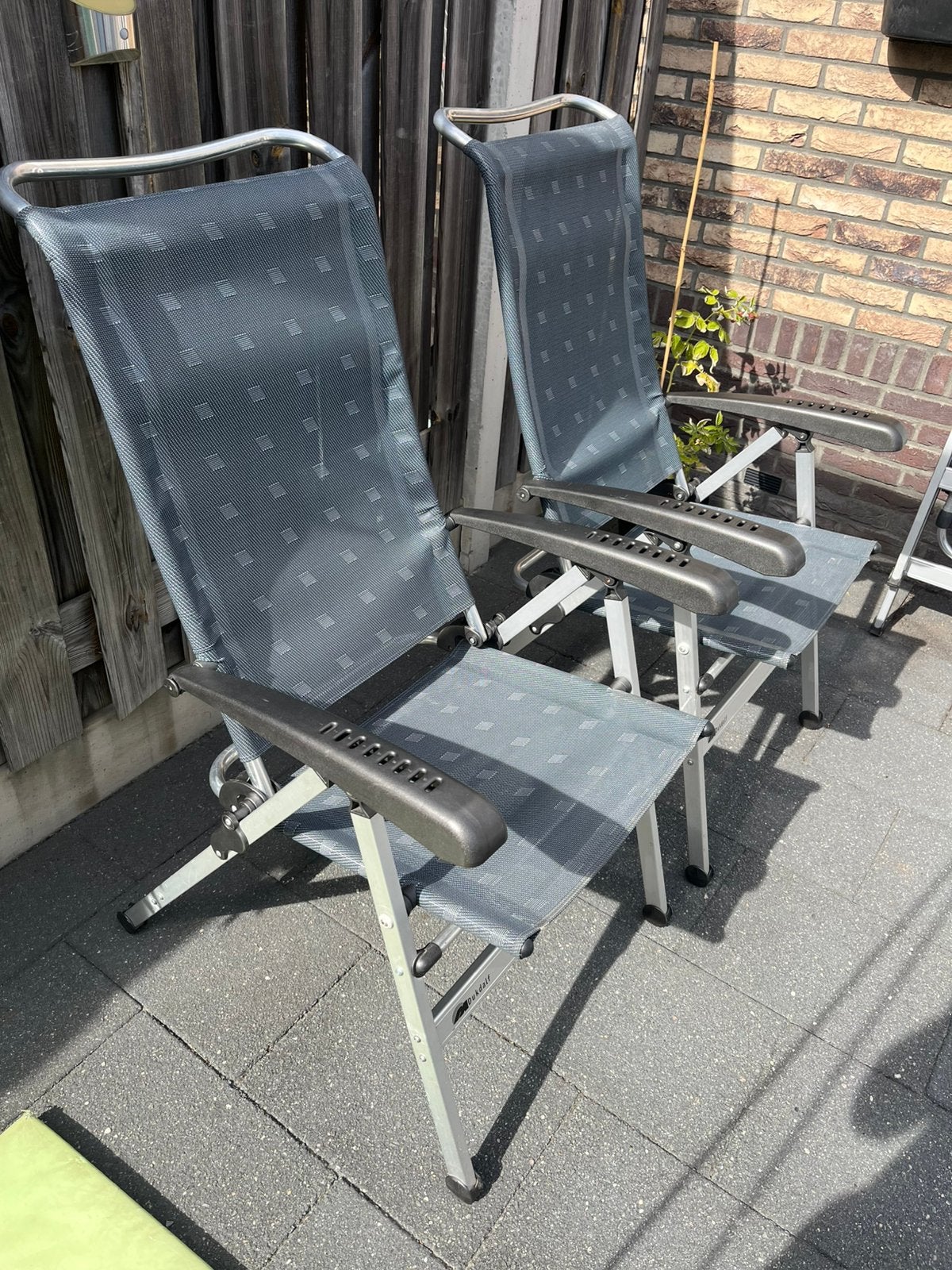 Twee dukdalf stoelen, Ophalen, Zo goed als nieuw, Campingstoel
