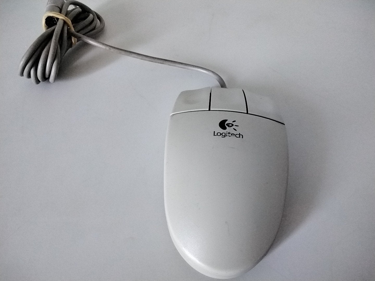 Logitech drieknops muis met ps/2 aansluiting, Computers en Software, Vintage Computers, Ophalen of Verzenden
