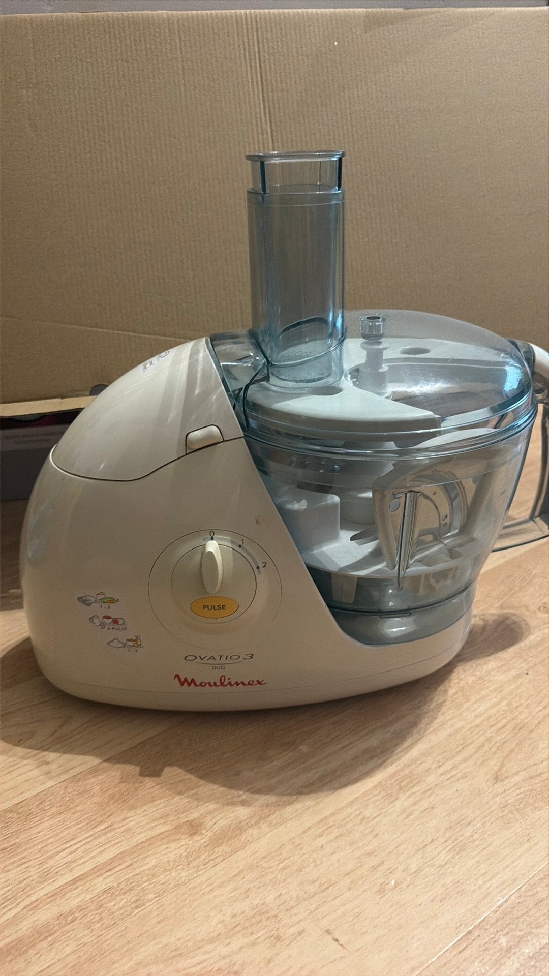 Moulinex Ovatio 3, 1 tot 2 liter, Ophalen of Verzenden, Zo goed als nieuw, 2 snelheden