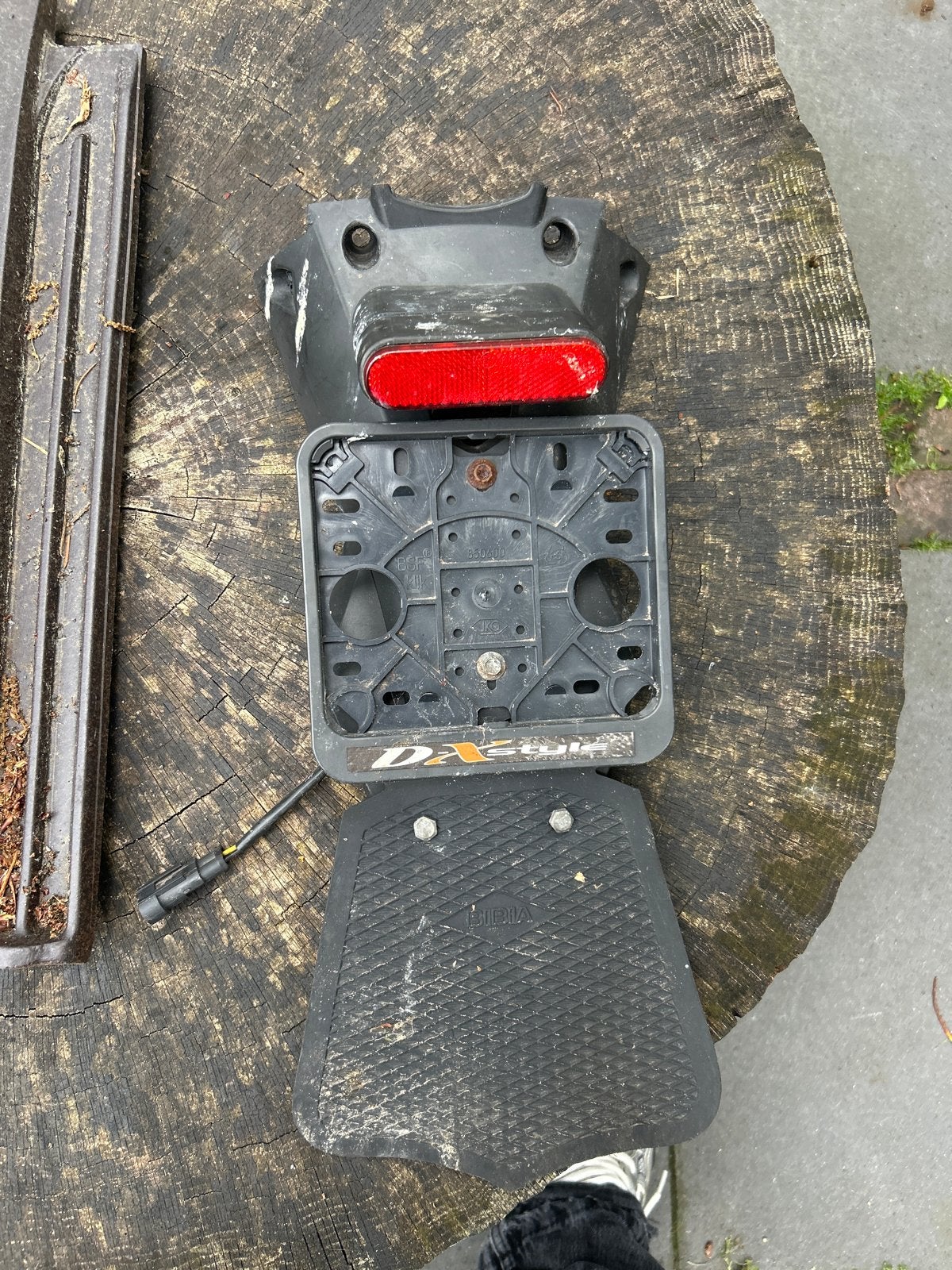 Kentekenplaathouder met reflector voor motorfiets, Ophalen of Verzenden, Gebruikt