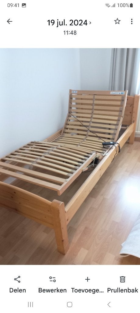 1 persoonsbed, Huis en Inrichting, Slaapkamer | Bedden, Zo goed als nieuw, Eenpersoons, 90 cm, 210 cm, Hout, Verstelbaar, Ophalen