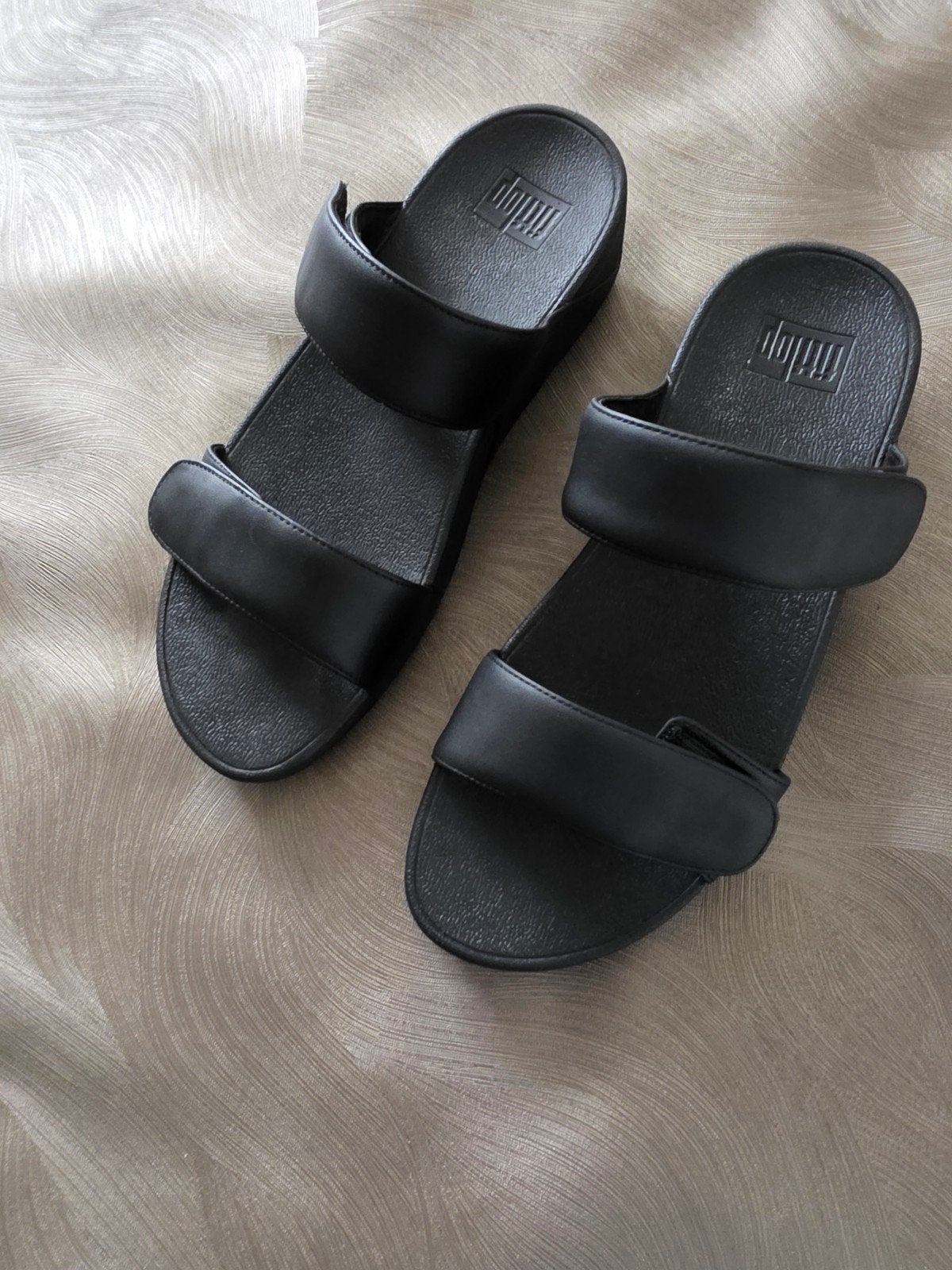 fitflop  slipper zwart maat 9 is 43, Ophalen of Verzenden, Zo goed als nieuw, Zwart