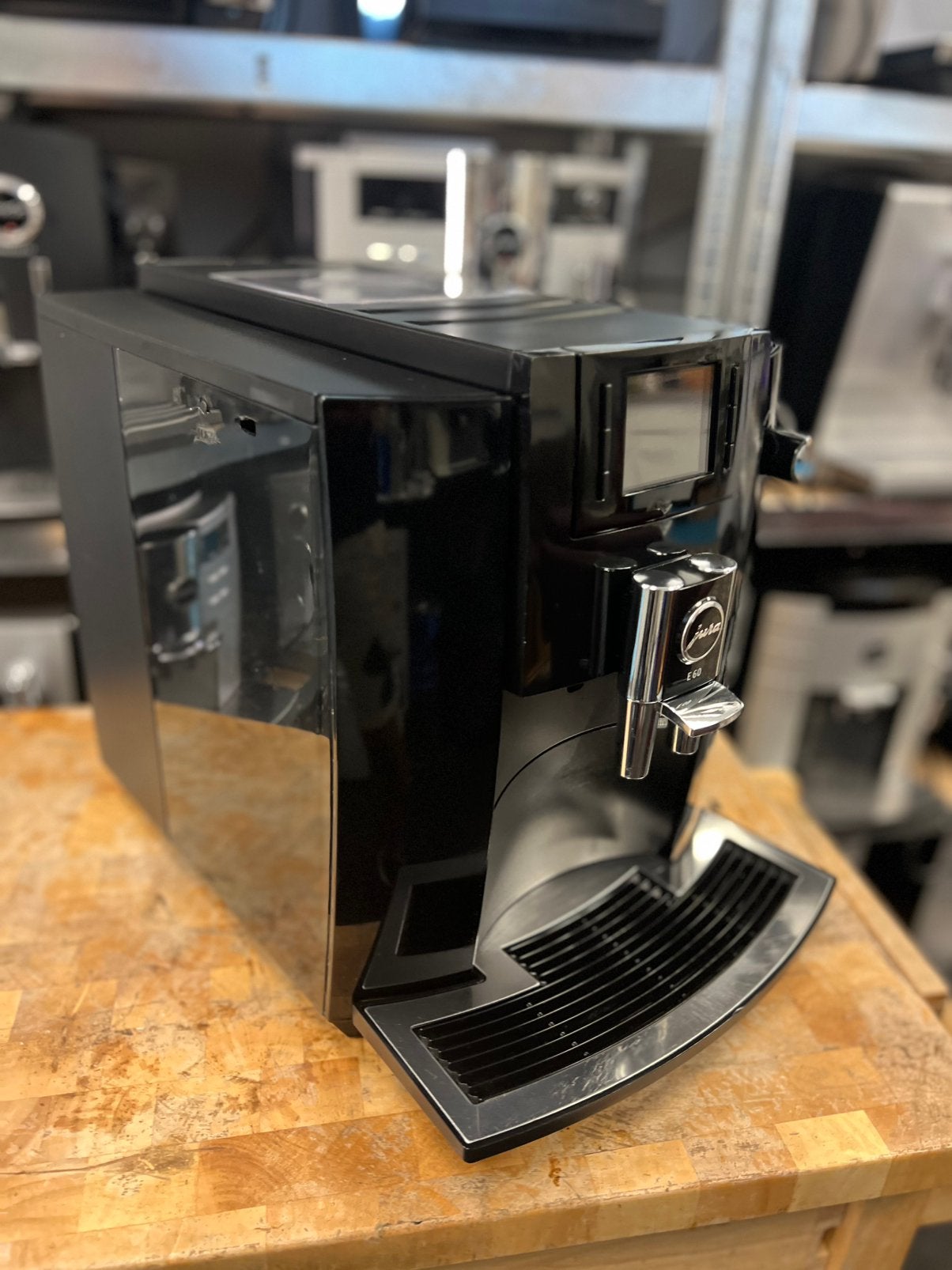 Jura E60 Piano Black, 10 kopjes of meer, Koffiemachine, Ophalen of Verzenden, Zo goed als nieuw