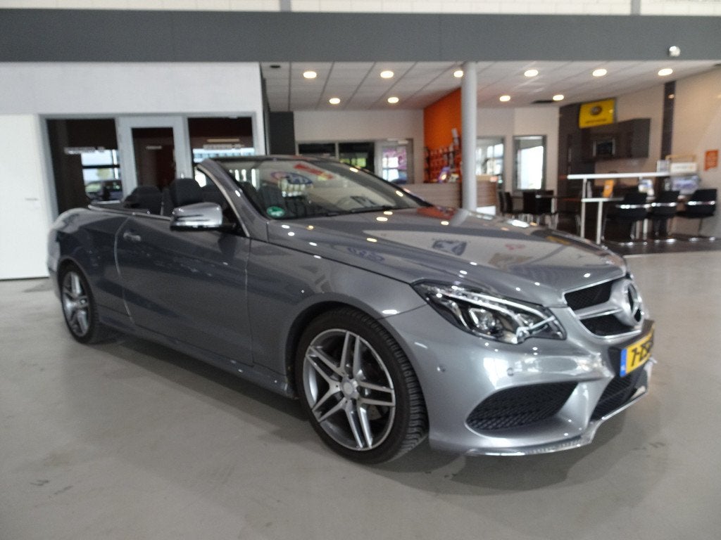 Mercedes-Benz E-Klasse Cabrio 200 Prestige AMG Org NL, Auto's, Mercedes-Benz, Automaat, Achterwielaandrijving, 4 cilinders, 4 stoelen