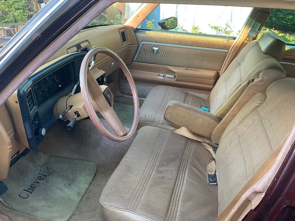 Oldtimer chevrolet Malibu lpg 1978 bel vrij € 14.950,00, foto 8