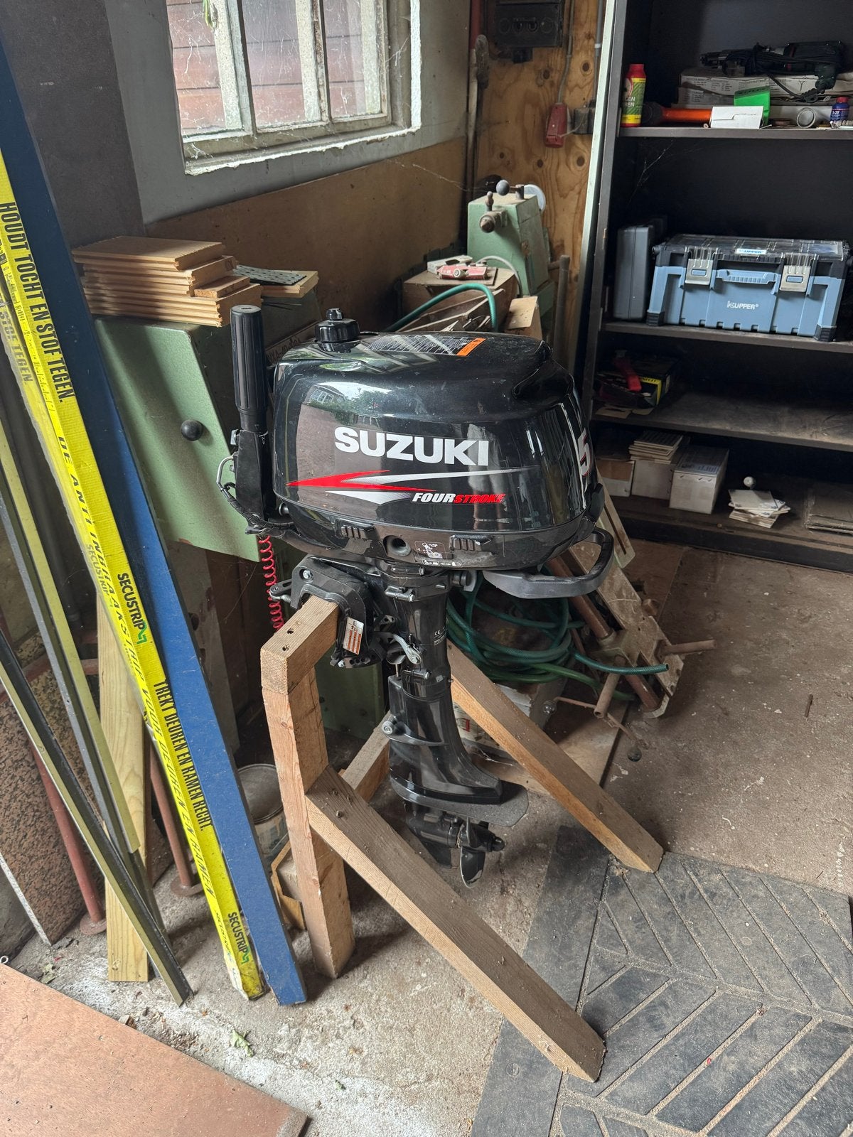 Suzuki buitenboordmotor 5 pk, Ophalen, Gebruikt