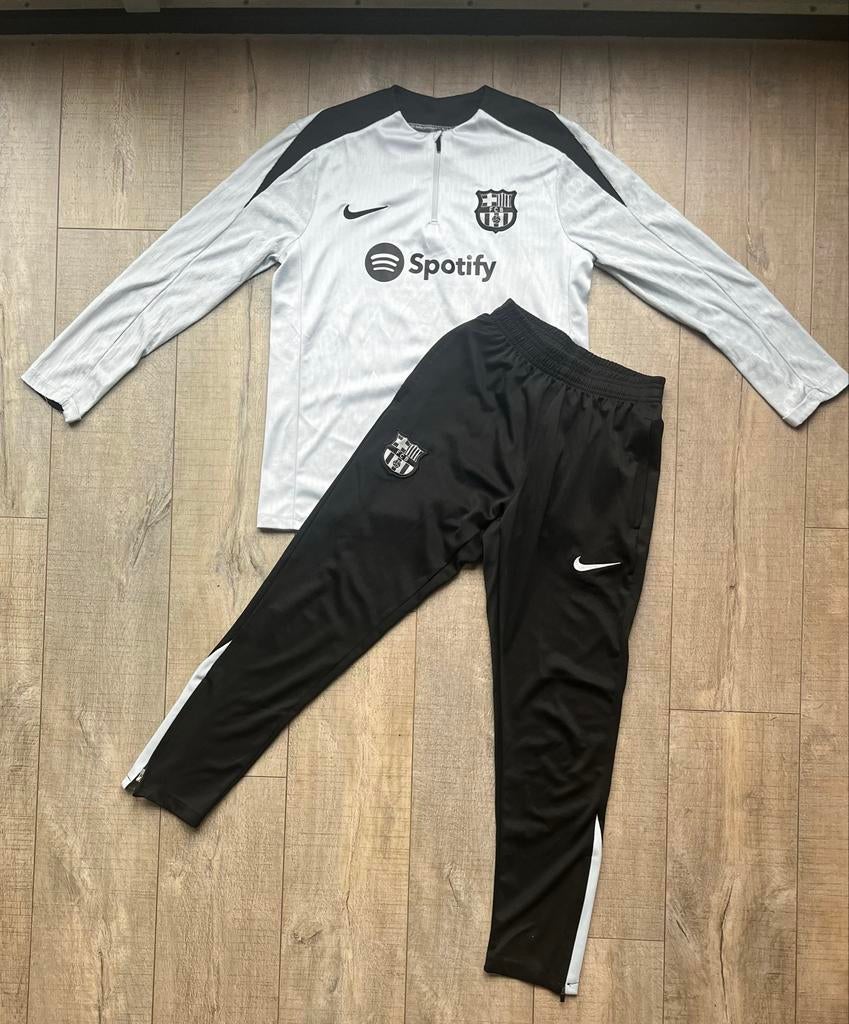 Nike FC Barcelona Trainingspak, Ophalen of Verzenden, Zo goed als nieuw, Zwart, Overige jeansmaten