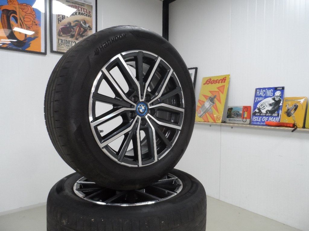 18 inch BMW X1 / iX1 origineel M velgen set met zomerbanden, 18 inch, Gebruikt, Duitsland, Banden en Velgen