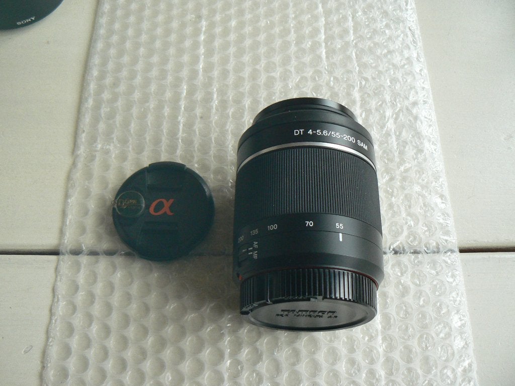 Sony A 55-200 en Sigma 70-300. Ook flitsers en MFT 45-150mm, Audio, Tv en Foto, Fotografie | Lenzen en Objectieven, S, Sony, Zo goed als nieuw