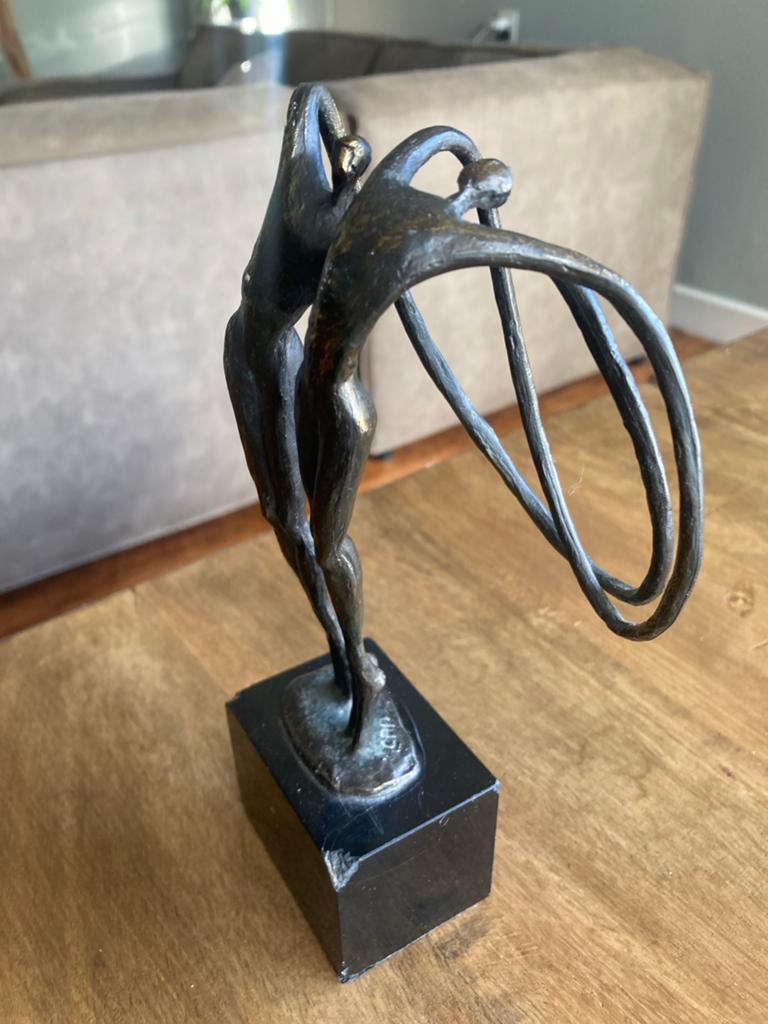 Bronzen Beeld: Dansende Figuren op Sokkel, Antiek en Kunst, Antiek | Koper en Brons, Ophalen of Verzenden