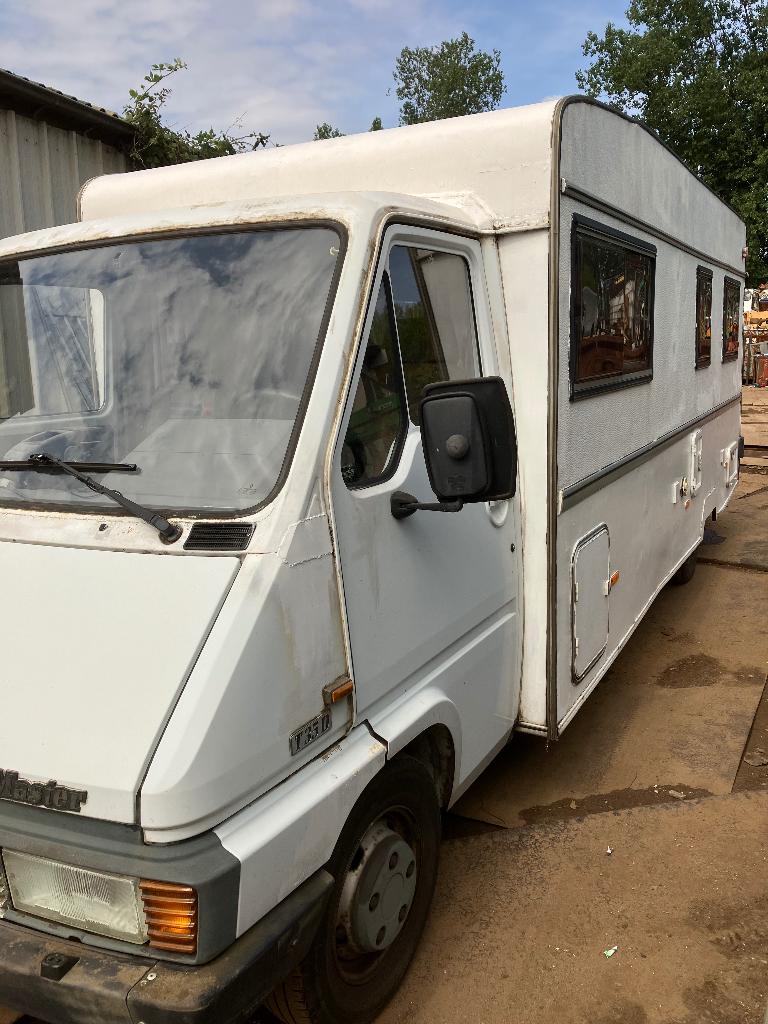 Camper Renault master, Buscamper of Camperbus, Ringverwarming, 7 tot 8 meter, Particulier