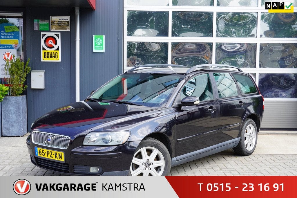 Volvo V50 INRUILKOOPJE Volvo 2.4 Summum, Auto's, Volvo, Stoelverwarming, Gebruikt, 700 kg, Zwart