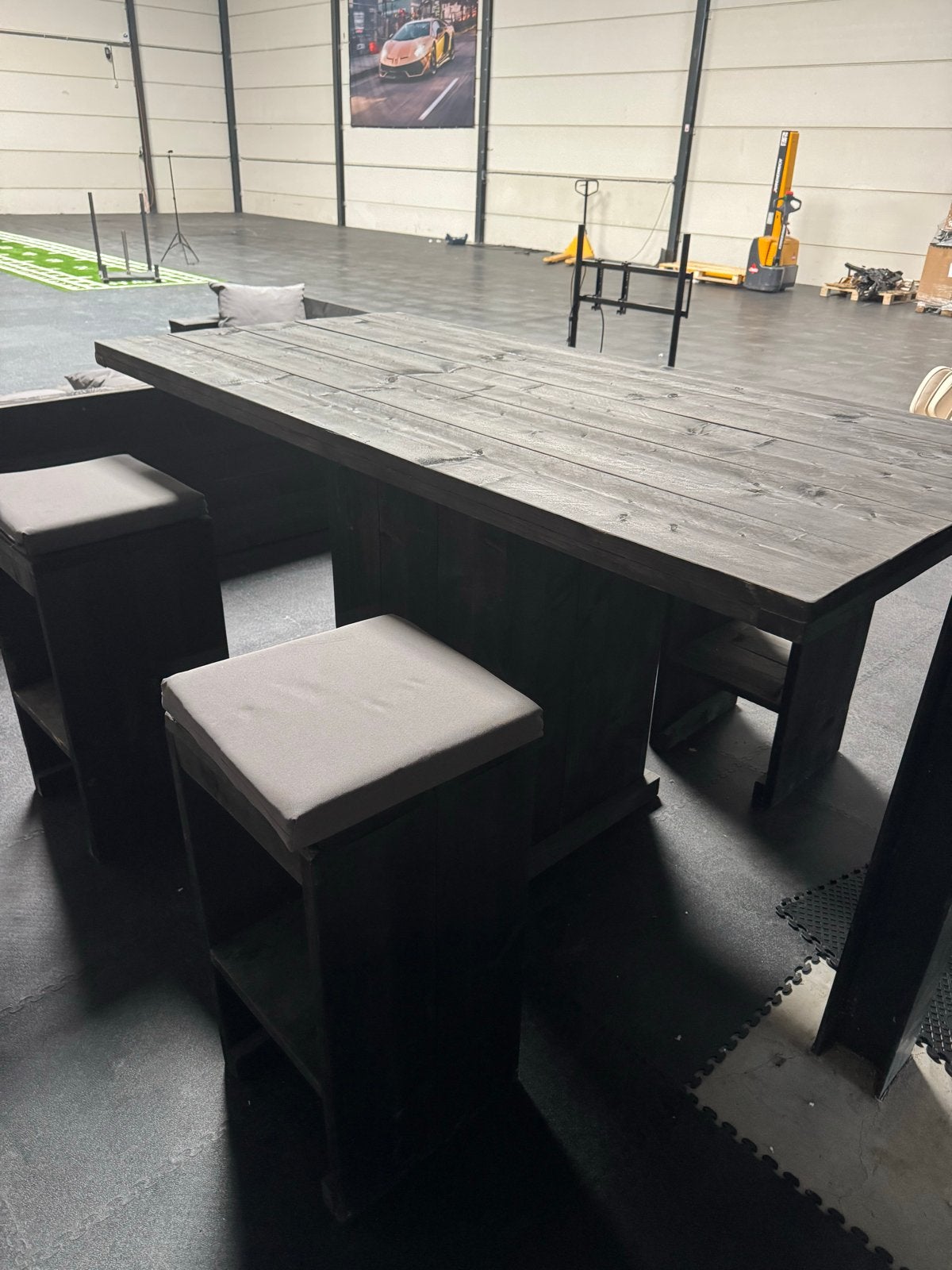 Hoge tafel met bar krukjes en stoelen, Ophalen, Gebruikt