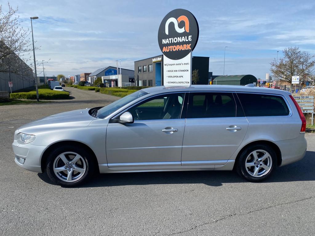 Volvo V70 2015 * 2.0 D4 Classic Edition * 181PK * APK, Voorwielaandrijving, Euro 6, 4 cilinders, Leder en Stof