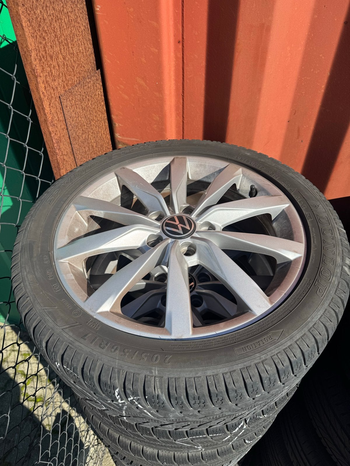 Originele VW velgen 17 inch met banden - Golf 7, Leon, Fabia, Auto-onderdelen, Ophalen, Gebruikt, 17 inch, Banden en Velgen