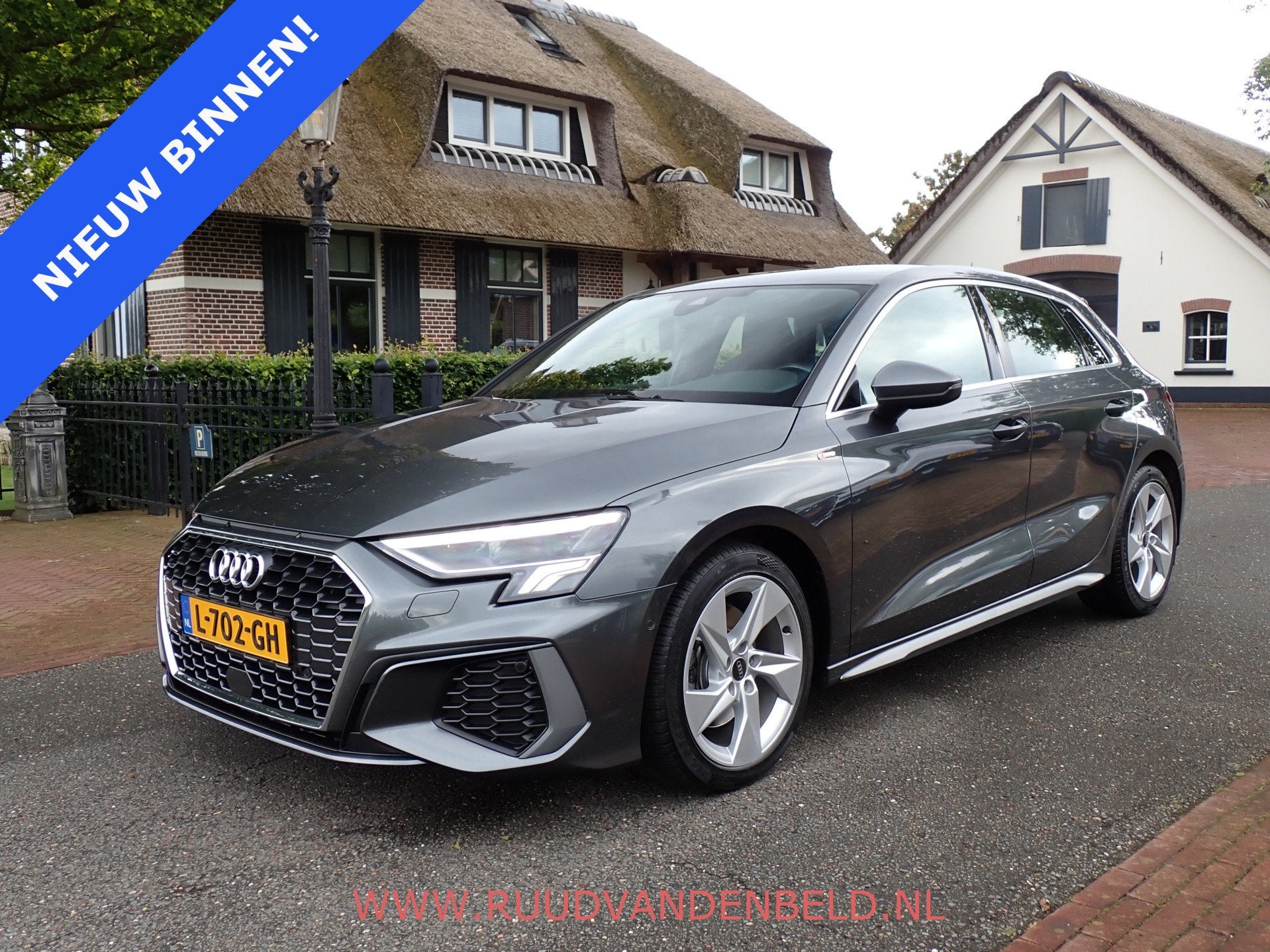 Audi A3 Sportback 35 TFSI S edition / 2X S-LINE / CARPLAY /, 4 cilinders, 150 pk, Leder en Stof, Origineel Nederlands