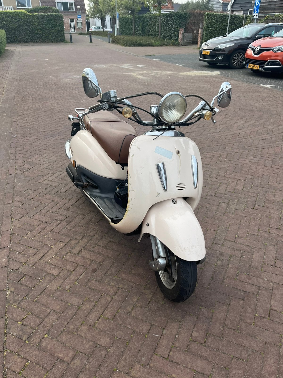 Grande retro scooter gy6 yamaha blok, Fietsen en Brommers, Ophalen, Zo goed als nieuw, Benzine, Overige merken